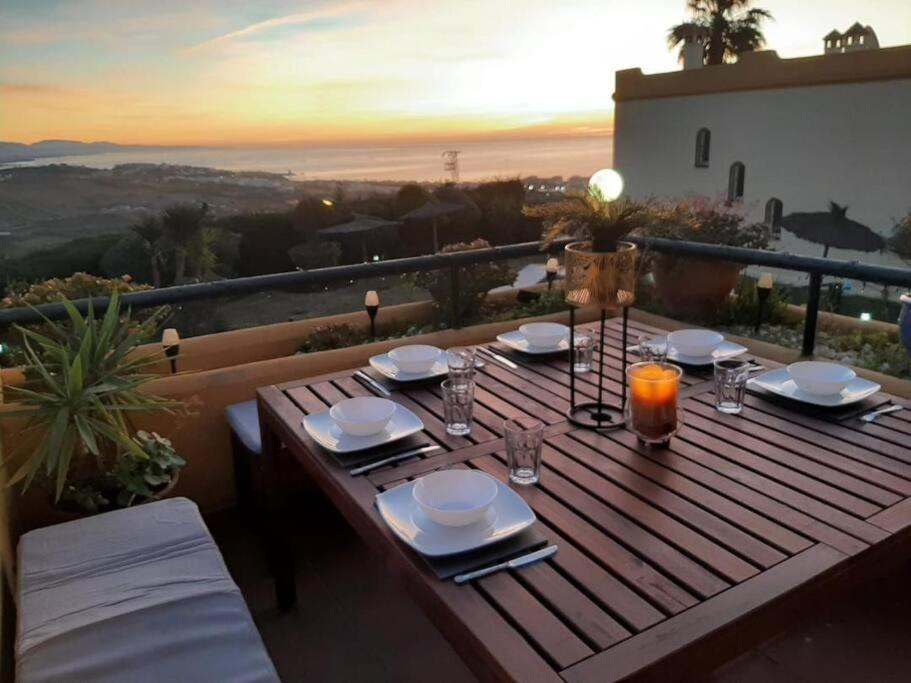 3 Bedroom Home With Amazing Views & Outdoor Spaces Manilva Luaran gambar