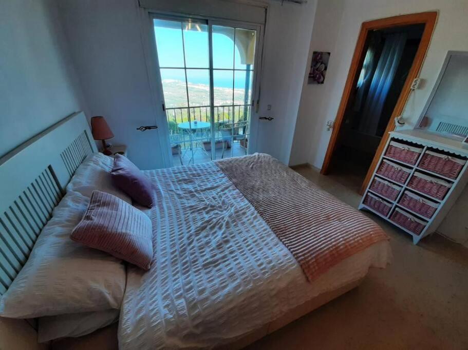 3 Bedroom Home With Amazing Views & Outdoor Spaces Manilva Luaran gambar