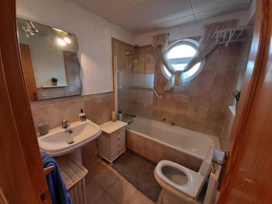 3 Bedroom Home With Amazing Views & Outdoor Spaces Manilva Luaran gambar
